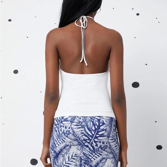 White tie neck halter top - Picture 2 of 4